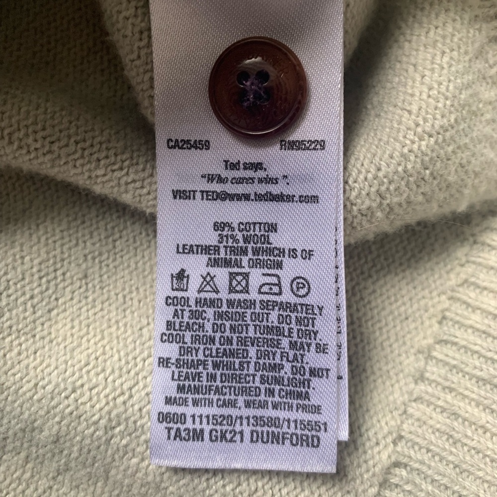 Ted Baker Wool Mix Cable Knit Shawl Sweater Cream Size Large - Picture 6 of 6